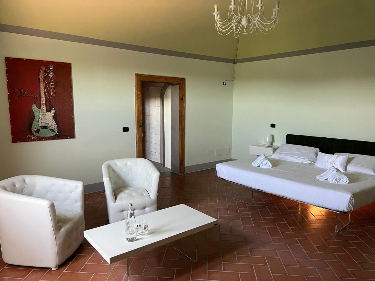 Il Castello Di San Ruffino Hotel Lari Exterior photo