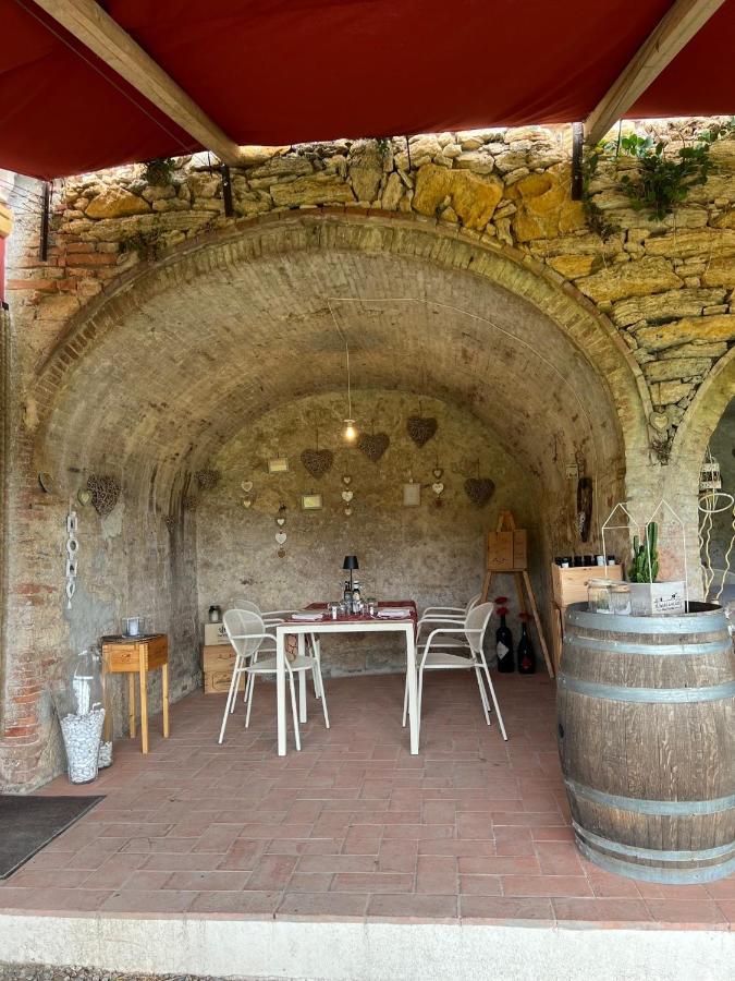 Il Castello Di San Ruffino Hotel Lari Exterior photo