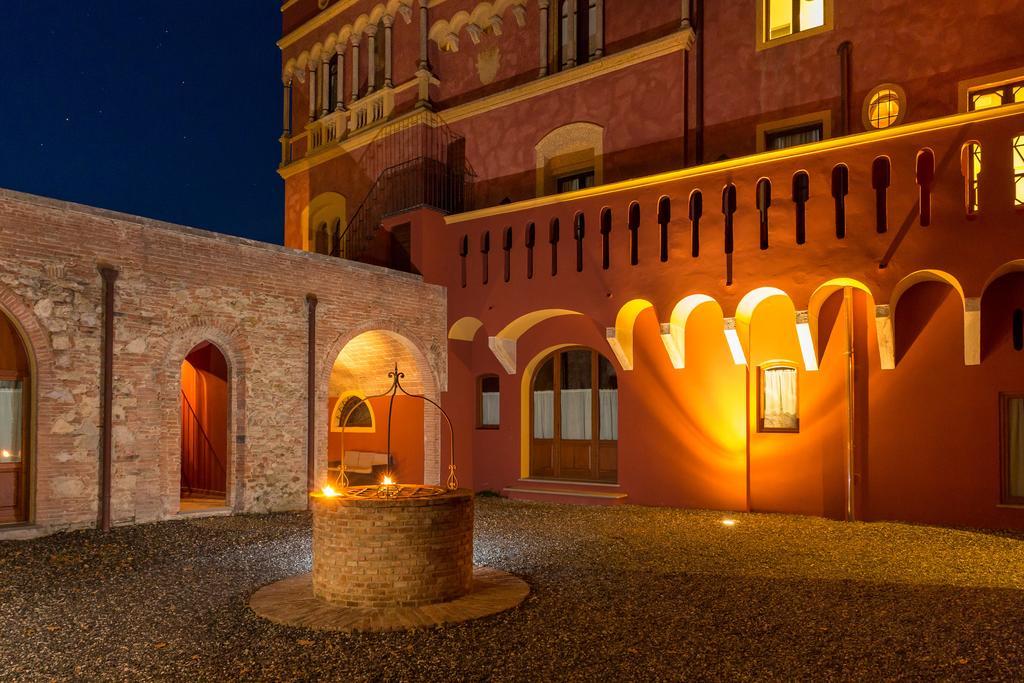 Il Castello Di San Ruffino Hotel Lari Exterior photo