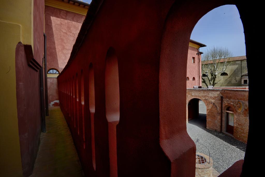 Il Castello Di San Ruffino Hotel Lari Exterior photo
